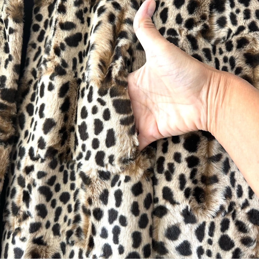 Gallery Animal Print Leopard Faux Fur Teddy Coat - Picture 6 of 9